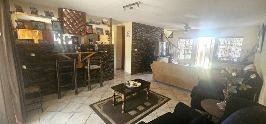 To Let 3 Bedroom Property for Rent in Protea Park North West